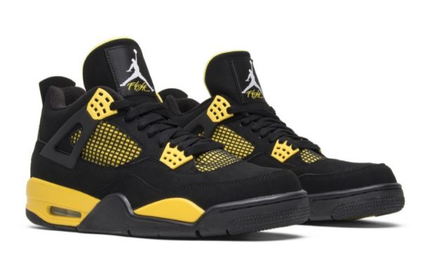 JAA 4 Retro 'Thunder' 2012 308497-008 – Streetwear - Image 3