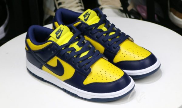 Dunk Low 'Michigan' 2021 Unfading Sneaker – Drop - Image 3
