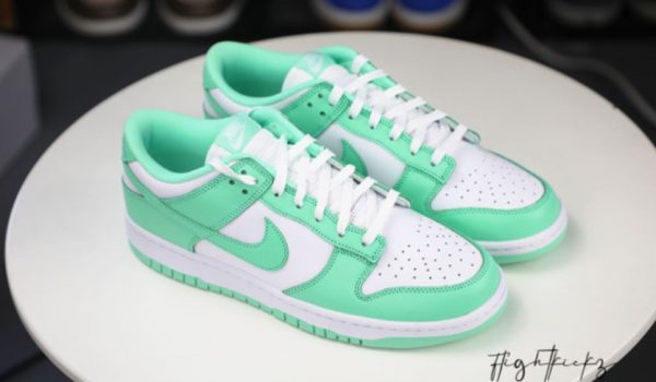 Dunk Low Green Glow 2021 Signature Footwear – Iconic - Image 3