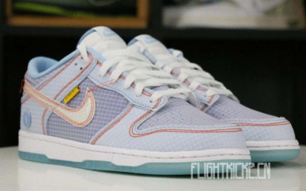 Union LA x   Dunk Low Iconic Sneaker – Limited - Image 3