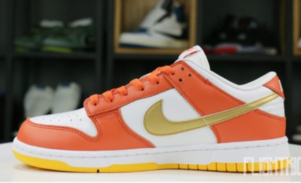 Dunk Low University Gold Classic Kicks – Style - Image 2