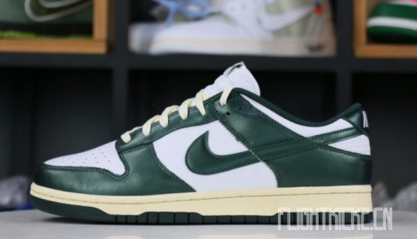 Dunk Low Vintage Green Unfading Sneaker – For Men - Image 2