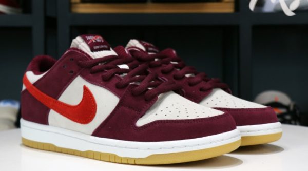 Skate Like a Girl x   SB Dunk Low 2022 Iconic Sneaker – Streetwear - Image 3