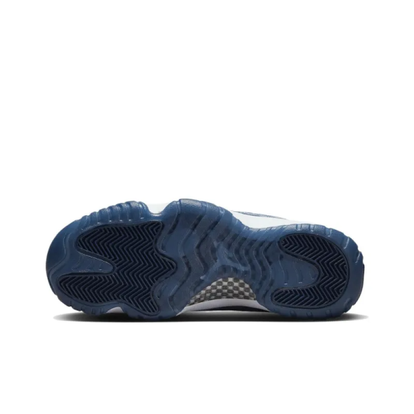 JAA 11 Retro Velvet Midnight Navy - AR0715-441 – Drop - Image 6