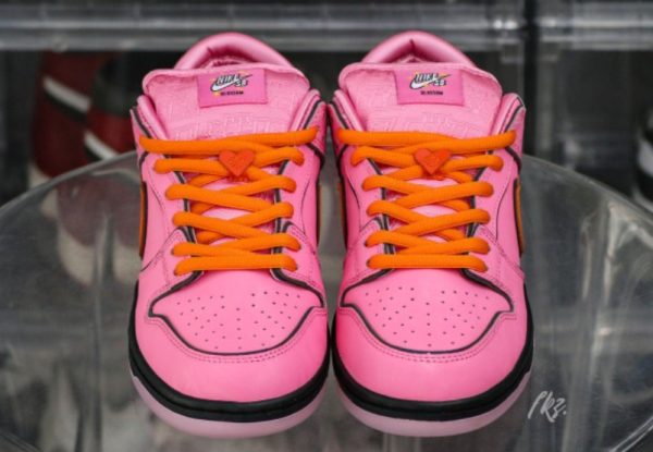 The Powerpuff Girls x   SB Dunk Low Blossom Classic Kicks – Drop - Image 3