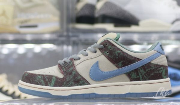 SB Dunk Low Crenshaw Skate Club Unfading Sneaker – Iconic - Image 2