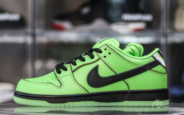 The Powerpuff Girls x  Dunk Low Pro SB QS 'Buttercup' Unfading Sneaker – For Men - Image 2