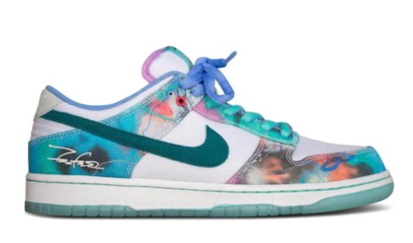SB Dunk Low Futura Laboratories Bleached Aqua Iconic Sneaker – Collection