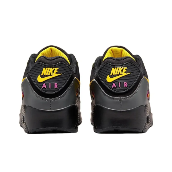 MAA 90 Gore-tex Black Cargo Khaki - Dj9779-001 – Style - Image 4