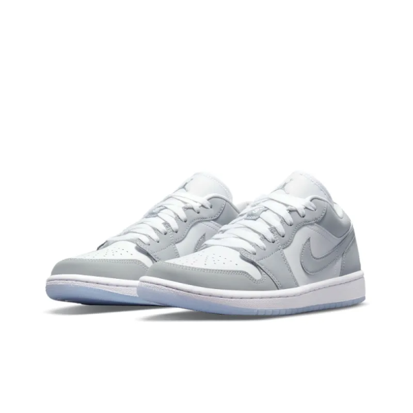 JAA 1 Low 'White Wolf Grey' DC0774-105 – For Men - Image 3