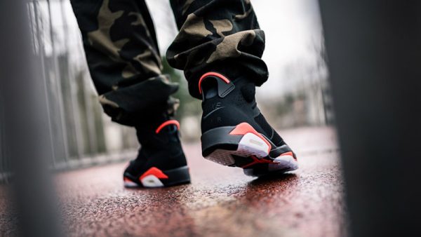 JAA 6 Retro 'Infrared' 2019 384664-060 – Style - Image 2