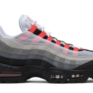 MAA 95 Solar Red 609048-106 – Streetwear