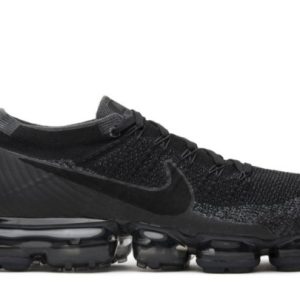 MVA Triple Black 849558-007 – Iconic