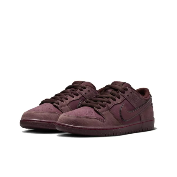 Sb Dunk Low 'city Of Love Burgundy Crush' - Fn0619-600 – Drop - Image 3