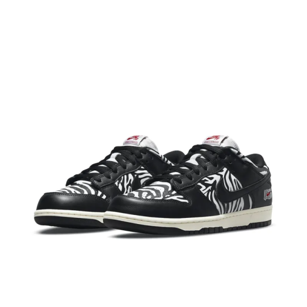Sb Dunk Low Og Qs Quartersnacks Zebra - Dm3510-001 – Style - Image 3