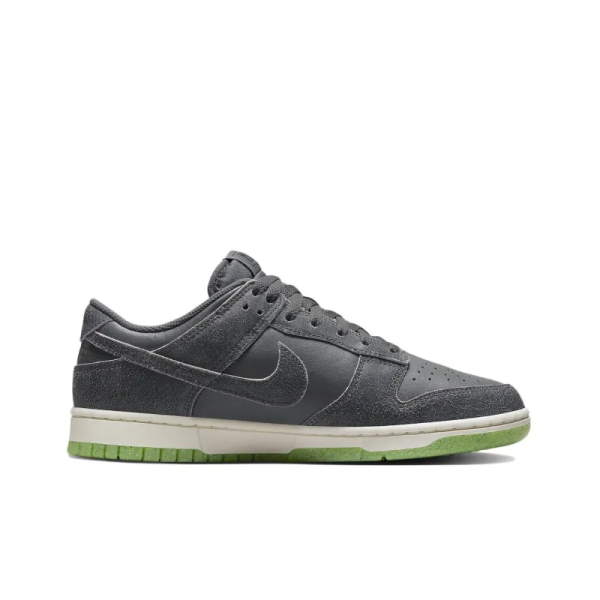 Dunk Low Retro Prm Halloween 2022 - Dq7681-001 – Streetwear - Image 2