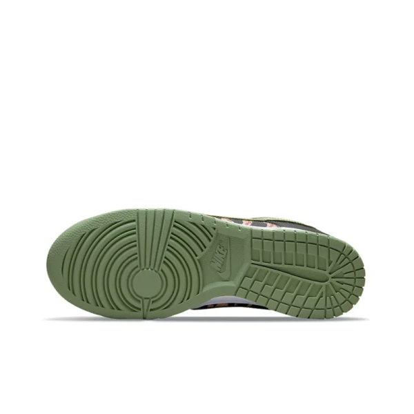 Dunk Low Crazy Camo - Dh0957-001 – Iconic - Image 6
