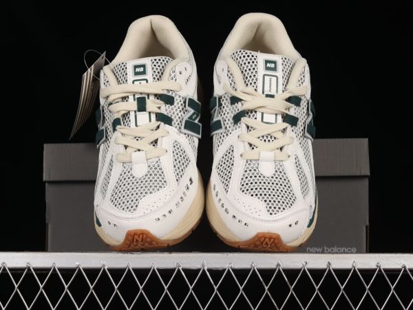 New Balance 1906R White Green Cream EM1906RQ – Streetwear - Image 5