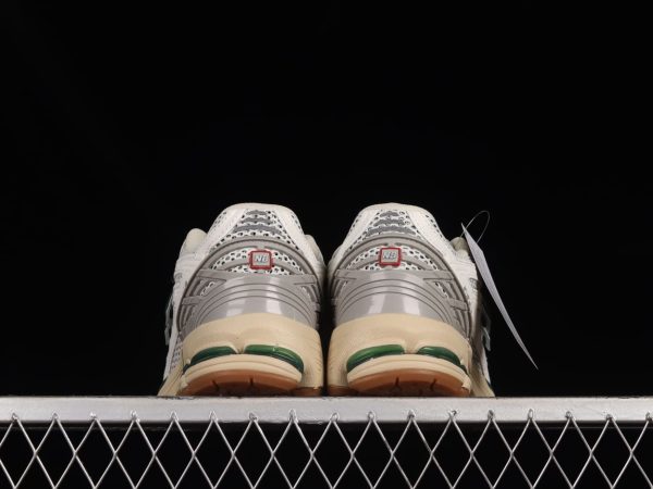 New Balance 1906R White Green Cream EM1906RQ – Streetwear - Image 4