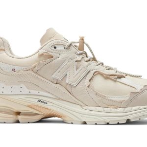New Balance 2002R Protection Pack Sandstone M2002RDQ – Iconic