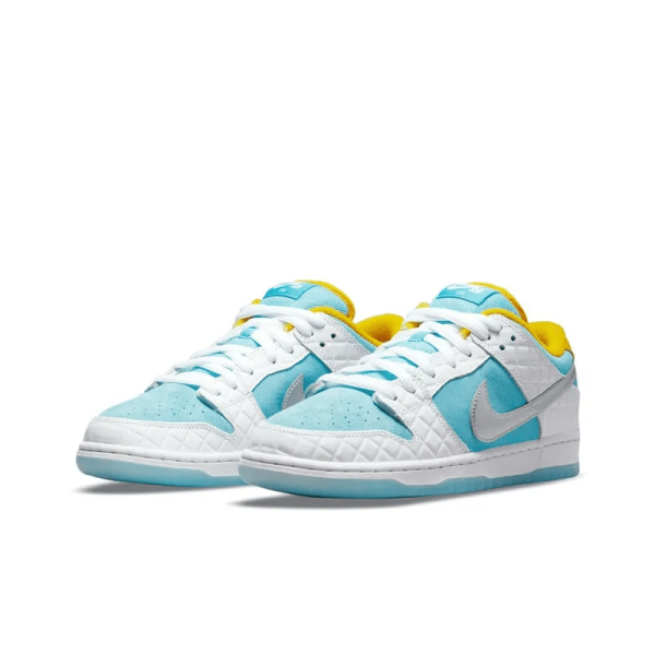 Ftc X Dunk Low Sb Lagoon Pulse - Dh7687-400 – For Men - Image 3