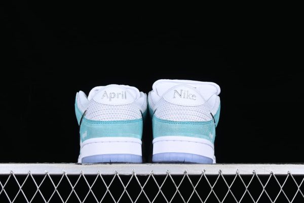 SB Dunk Low April Skateboards PR-412060 – Drop - Image 3