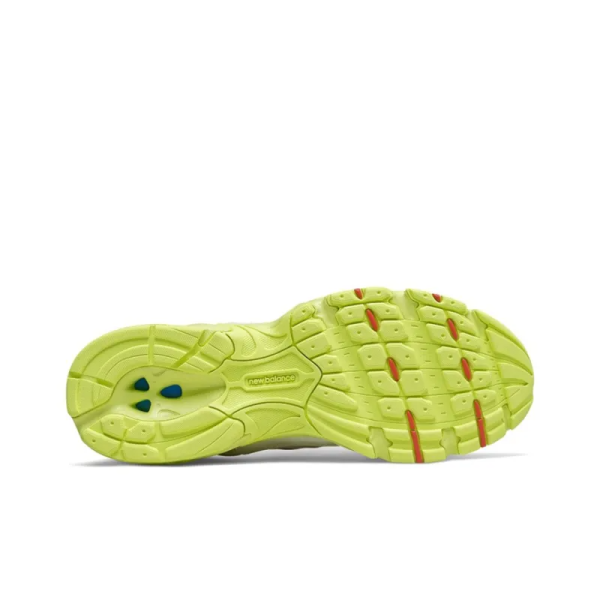 New Balance 530 White Volt Orange Mr530si – Style - Image 4