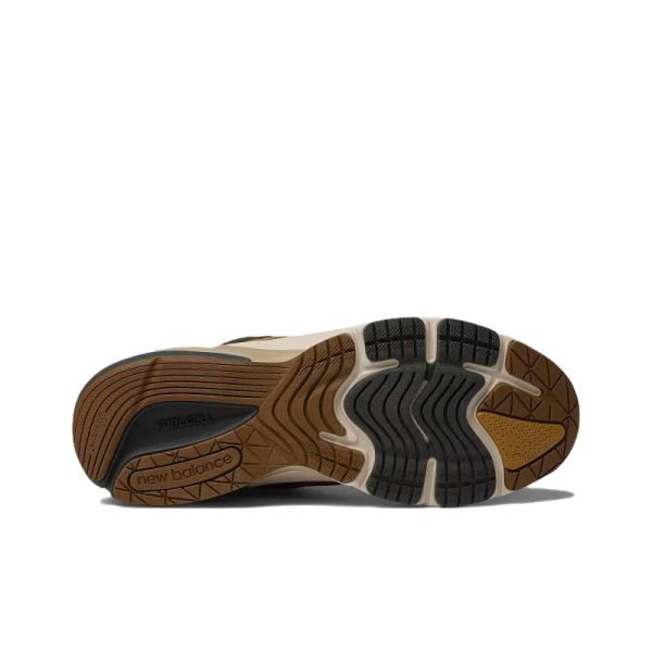 New Balance 990v6 Carhartt Wip Sculpture Center M990ch6 – Streetwear - Image 6