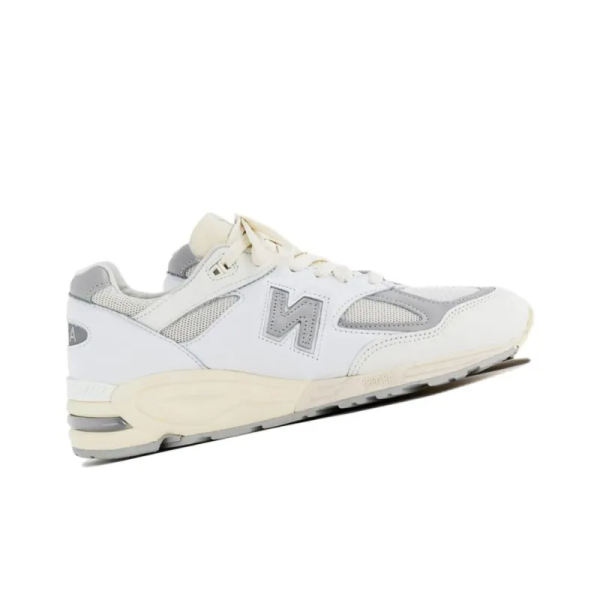 New Balance 990v2 Miusa Teddy Santis Sea Salt M990tc2 – Streetwear - Image 2