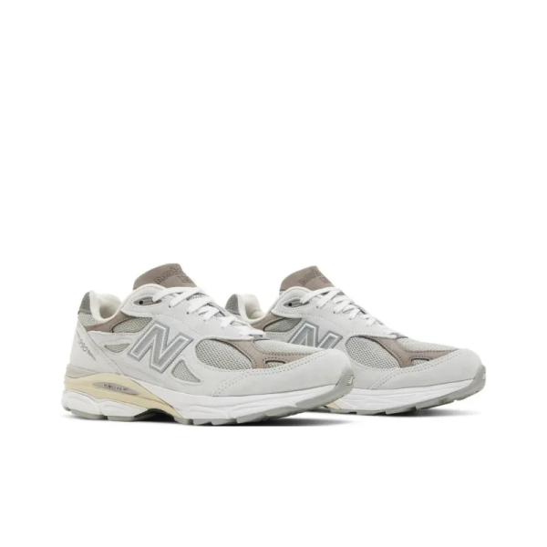 New Balance 990v3 Miusa Ycmc Nimbus Cloud M990sc3 – Streetwear - Image 3